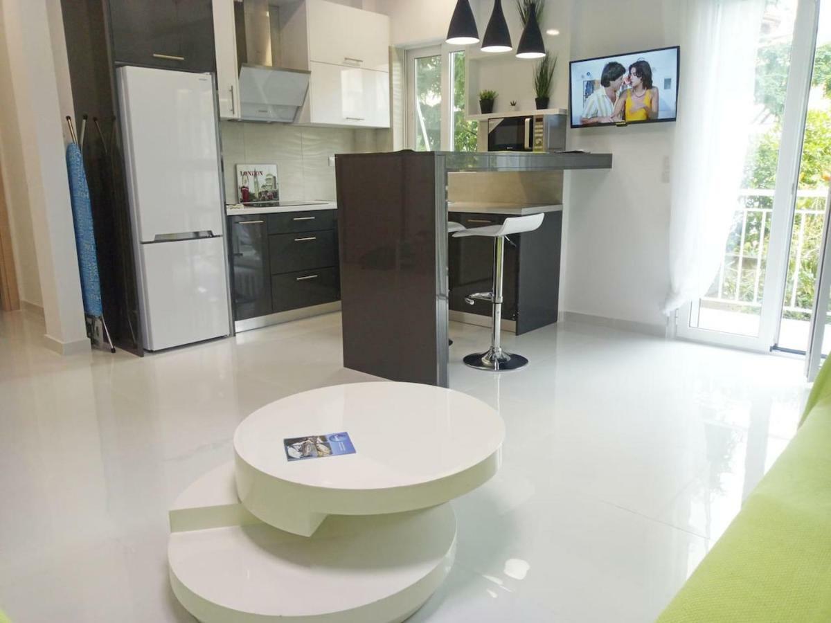 Luxury Apartment Next To The Sea Beach Atena Exterior foto